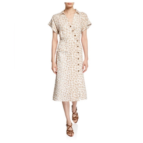 Joie
Coady Linen Dress - Picture 1 of 5